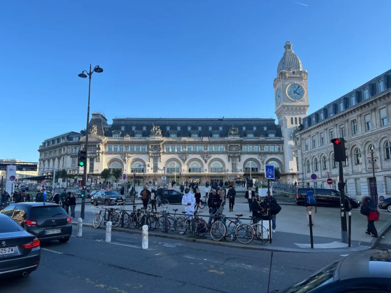 Services pour les voyageurs de la gare de lyon